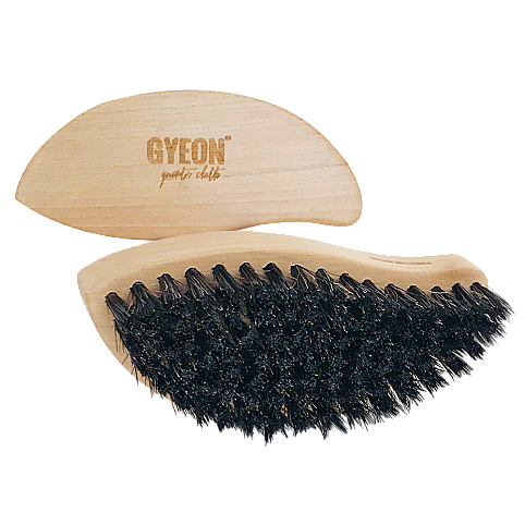 Щітка з кінського волосу для очищення шкіряного салону GYEON Q²M LeatherBrush